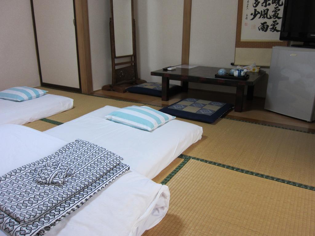 Ryokan Matsukaze Matsumoto Rum bild